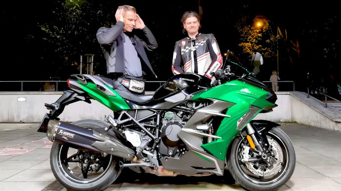 Gamonie Wybieraja Konie Kawasaki H2 SX SE