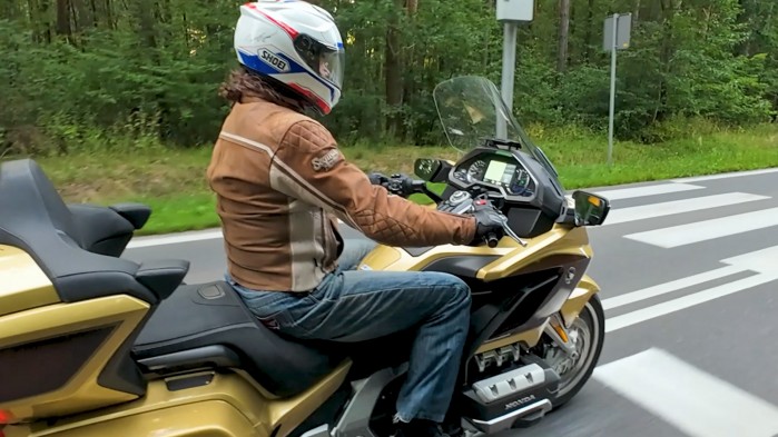 Honda GL1800 Gold Wing Tour jazda