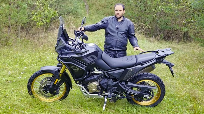 VOGE Rally 800 Black Knight