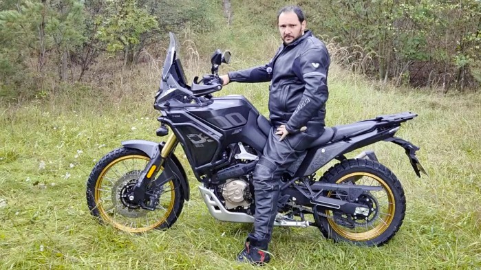 VOGE Rally 800 Black Knight Beniamin Mucha