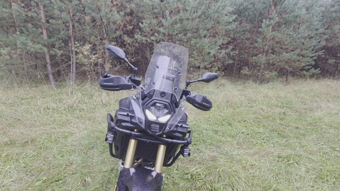 VOGE Rally 800 Black Knight szyba