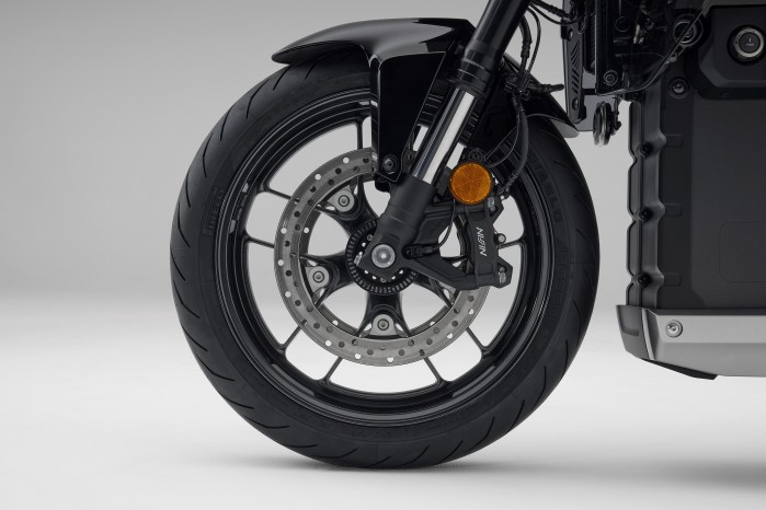 Honda WN7 2026 kolo przod