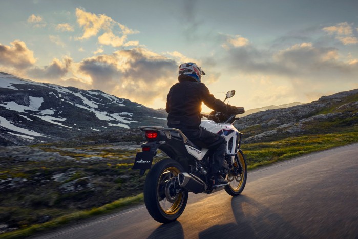 26YM Honda XL750 Transalp jazda