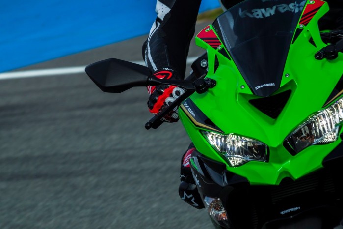 Kawasaki ZX 25R Ninja 453