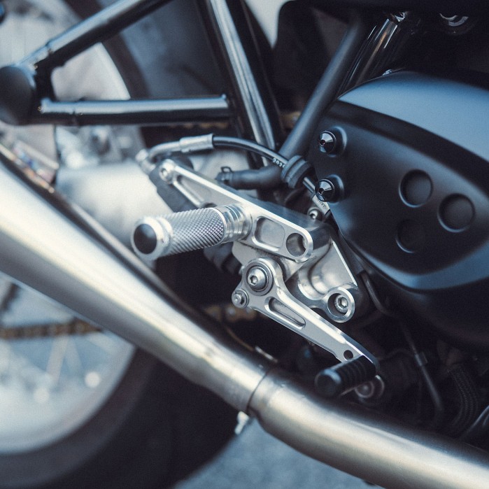 Triumph Thruxton R 2