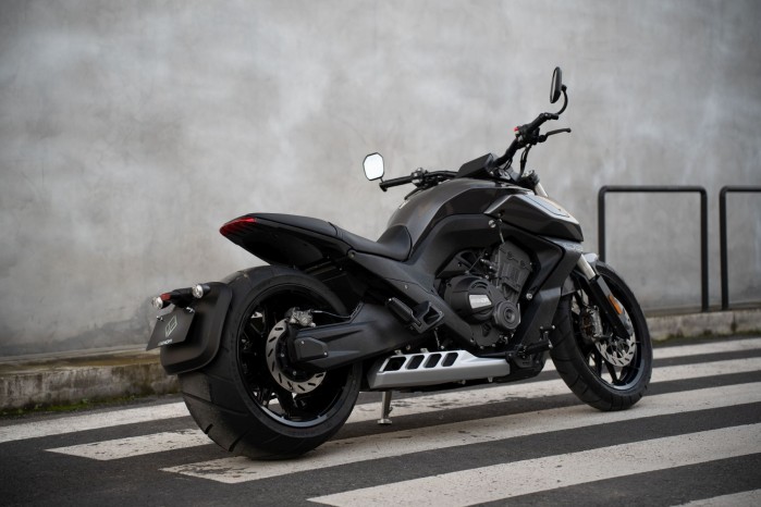 Press Benda LFC 700 Pro 2026 73