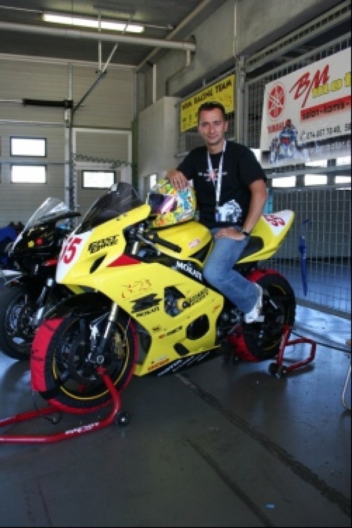 Arkadiusz Michalski na motocyklu