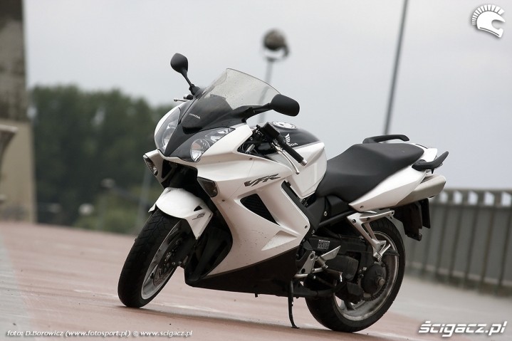 motocykl vfr 800 2009 honda test b mg 0043