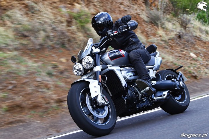 011 triumph rocket 3 test gt