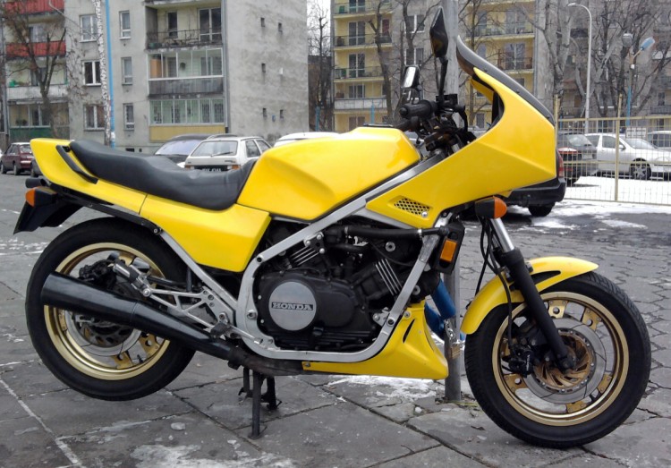 Honda VF 750 F