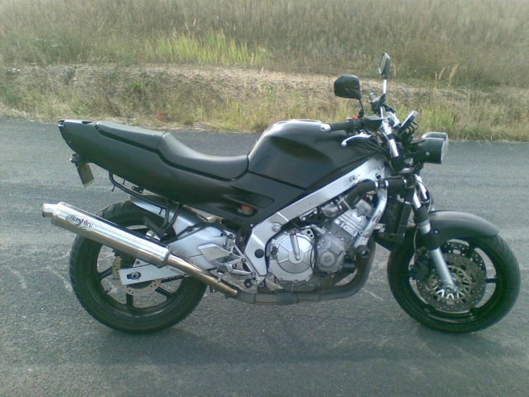 CBR 600 STUNT MACHINE