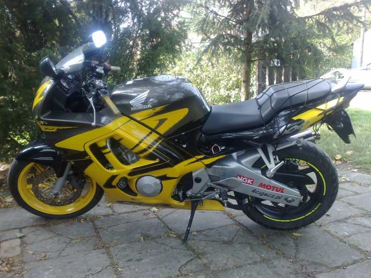 CBR F3 600