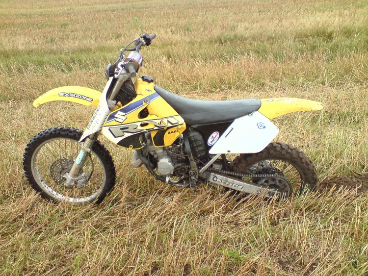 suzuki rm125