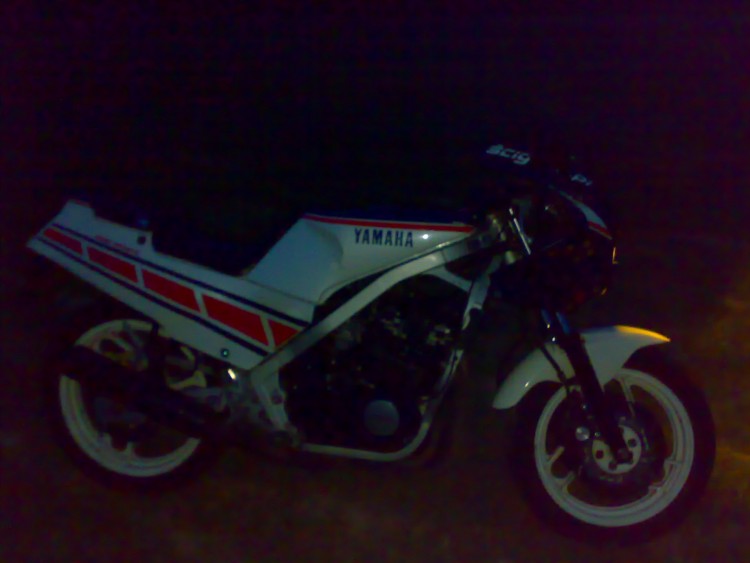 Yamaha FZ 600 1988r. 2HW