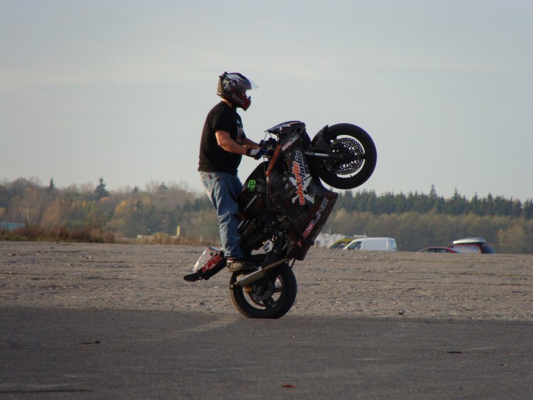 wheelie holix