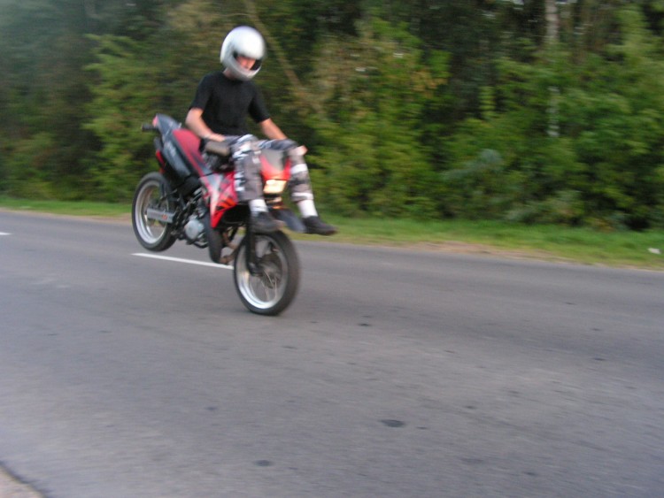 High chair stoppie