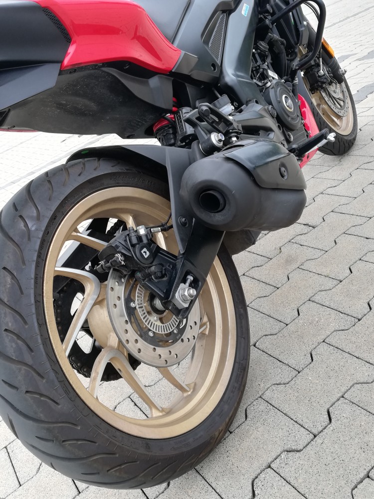 Bajaj Dominar - wydech