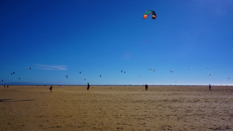 Tarifa---kite-surfing