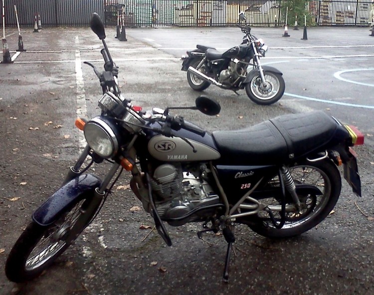 Yamaha SR250 Classic i Suzuki Marauder