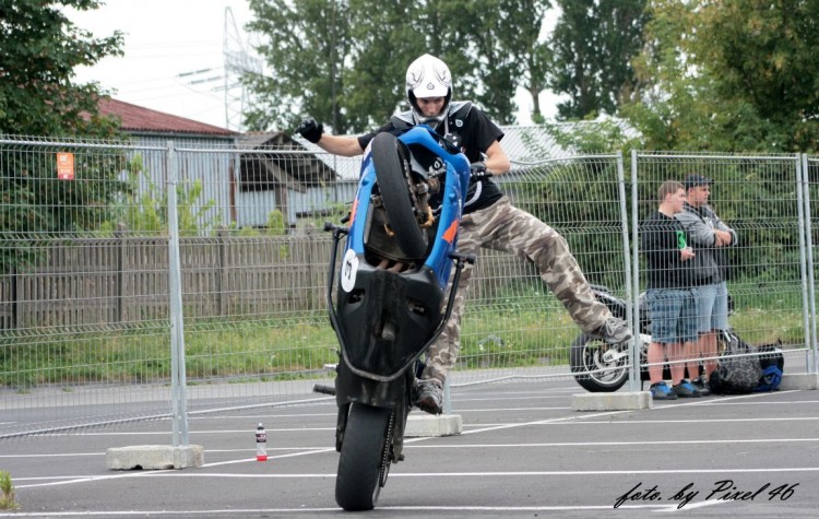 Stunt GP 100