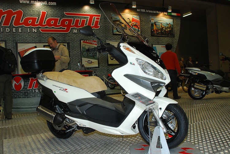 skuter Malaguti 250 ccm