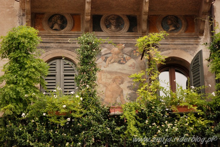 Przepiekny balkon na Piazza Erbe