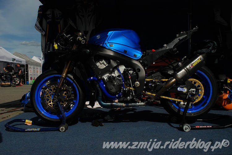 Motocykl Suzuki po wypadku