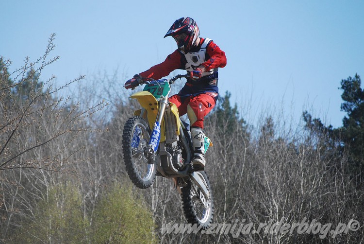 Maciek Wojcieszek skok na RMZcie