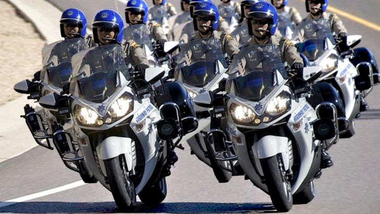 2021 06 policja 56 na motocykle