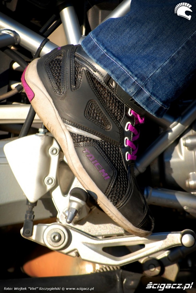 Krotkie buty na motocykl