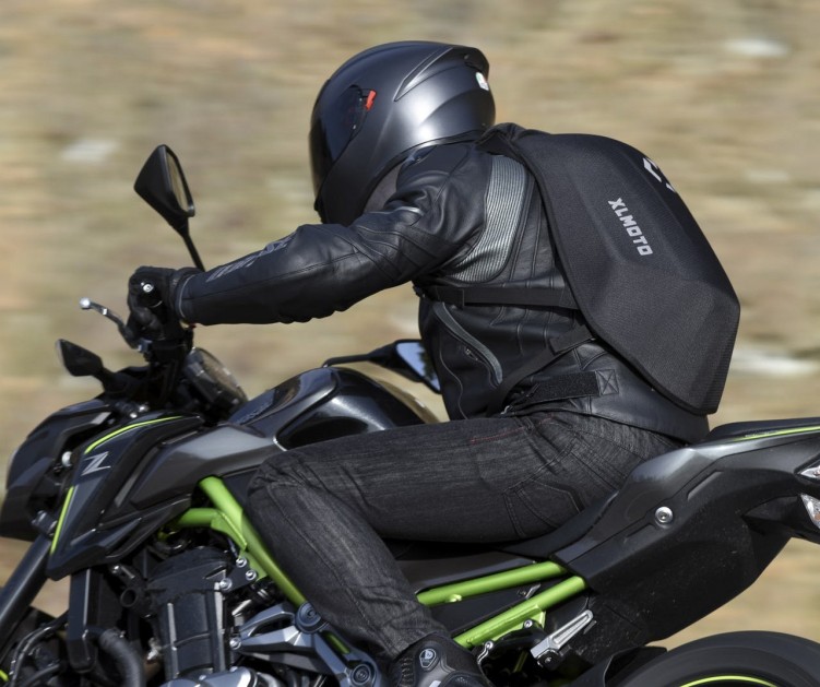 XL Moto Slipstream plecak motocyklowy akcja