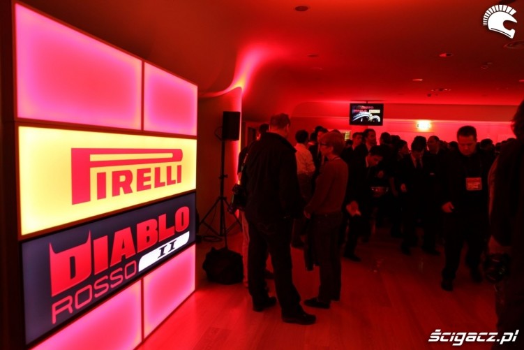 Pirelli prezentacja opony Diablo Rosso (3)