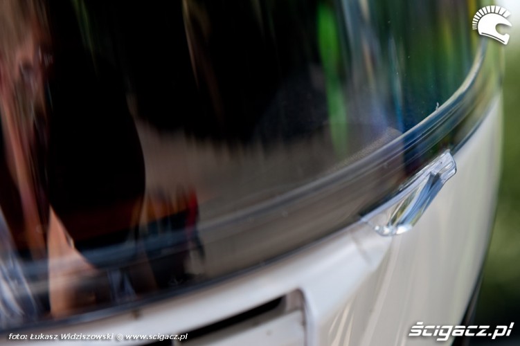 Shoei XR 1100 uchwyt wizjera