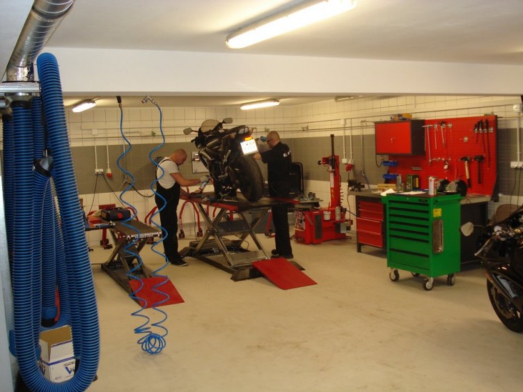 serwis Moto Hangar