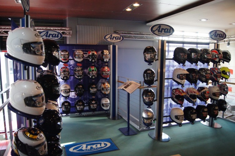 kaski arai Honda Plaza