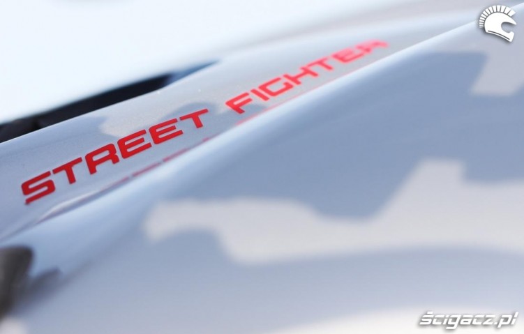 malowanie Ducati Streetfighter Corse