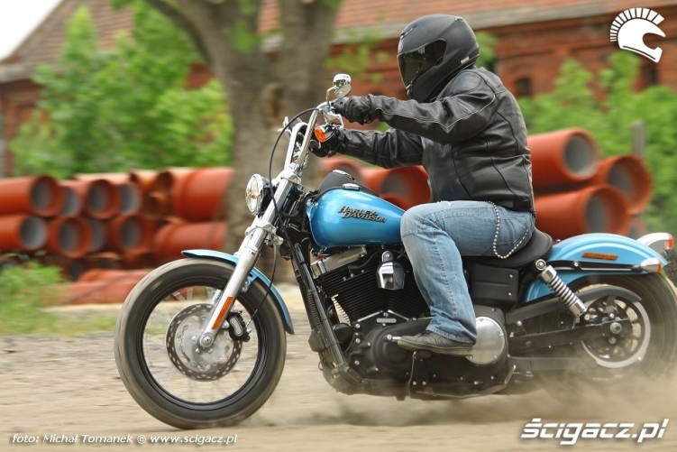 offroad Street Bob