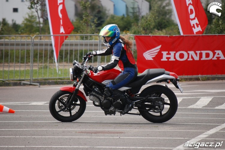 slalom na motocyklu wisniewska agnieszka