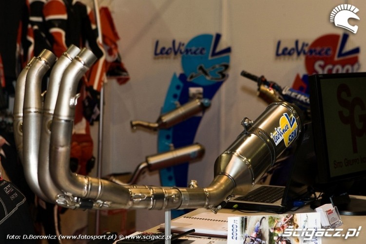 leovince wystawa motocykli 2009 a mg 0251