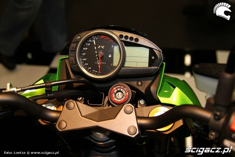 Kawasaki Z750R 2011 zegary