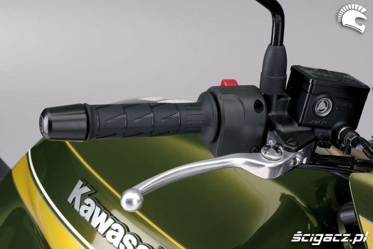 Kawasaki ZRX 1200 manetka
