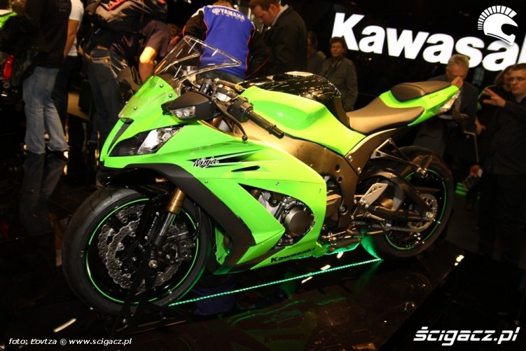 Kawasaki ZX10R 2011 lewy bok
