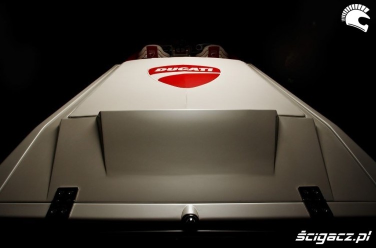 Ducati Cigarette Racing 42X pokrywa silnika