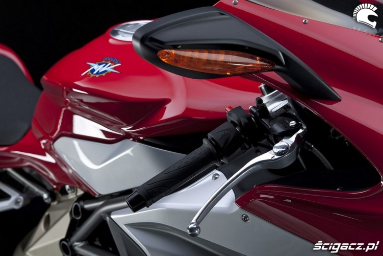 MV Agusta F3 2011 osprzet