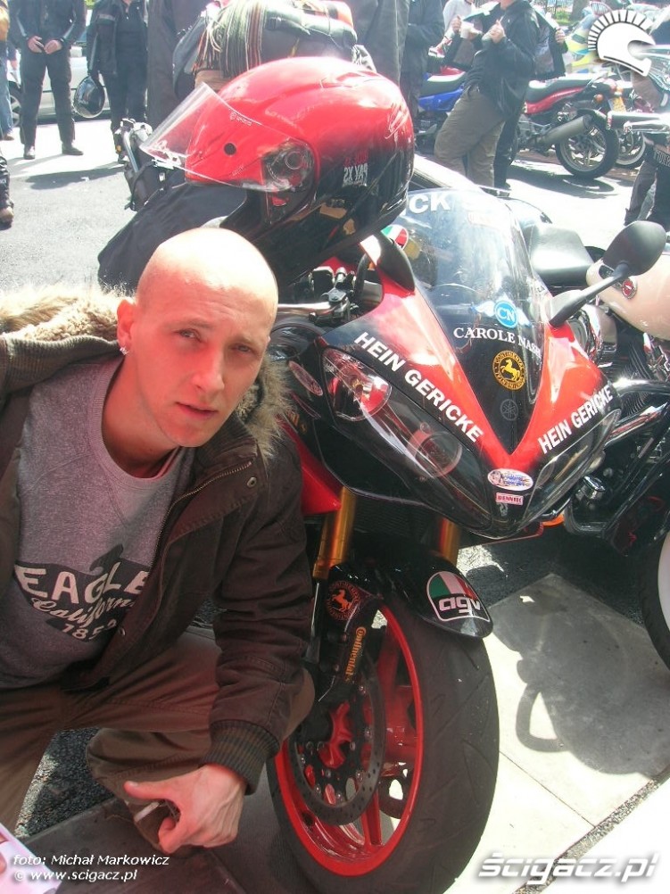 Nichal Markowicz Yamaha R1