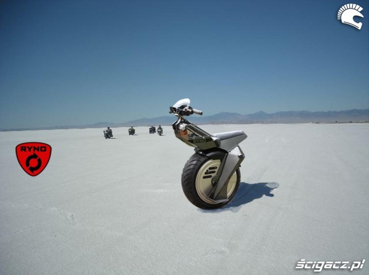 wyschniete jezioro Ryno