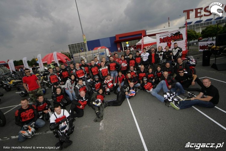 zawodnicy Honda Gymkhana Tychy 2011