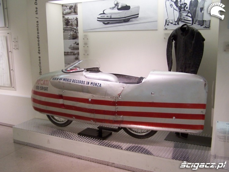 Muzeum Ducati wyscigowe Ducati Monza