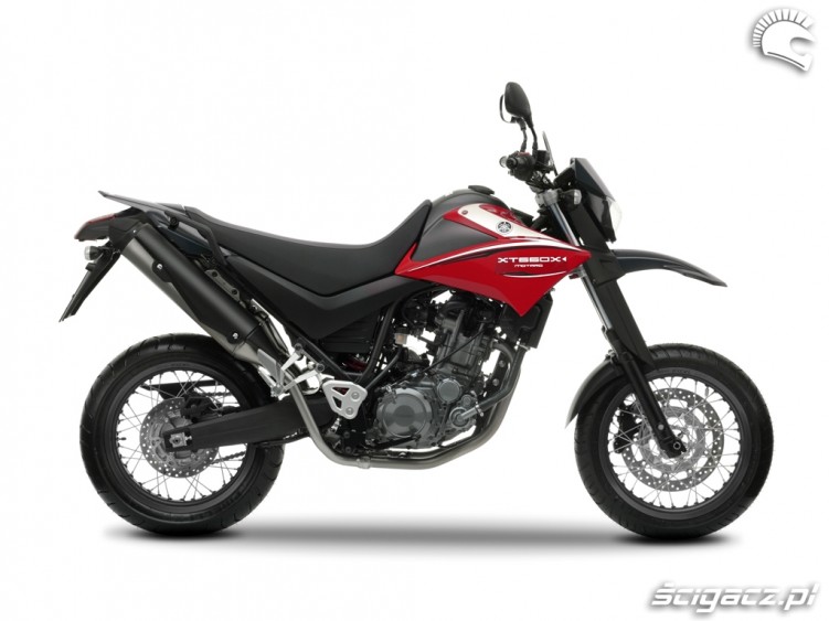 Yamaha XT660X 2010 red