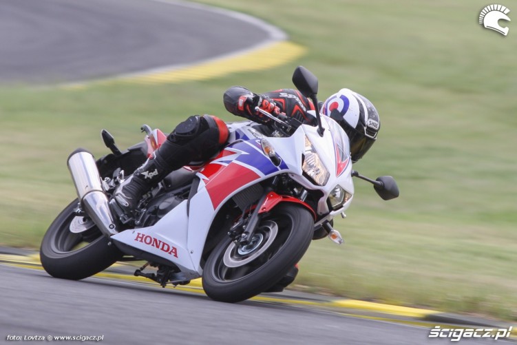 Nowa Honda CBR300R Pannoniaring